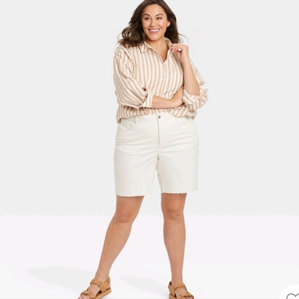 Ava & Viv White High-Rise Jean Shorts